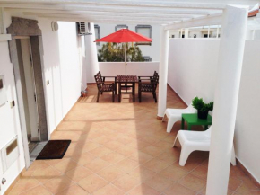 Apartamento Praia de Altura-Terraço BBQ-Wfi-AC, Altura